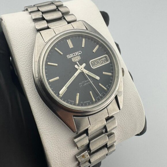 Seiko 5 Automatic 17 Jewels - Vintage Wrist Watch - Made in Japan - Picture 1 of 11